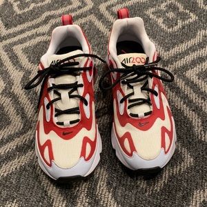 Nike Air Max 7.5 like new